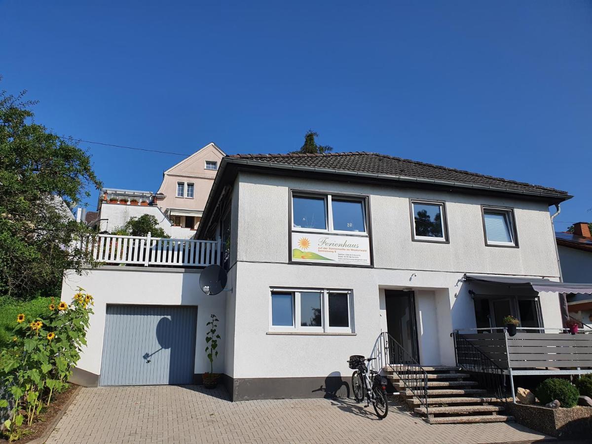 Haus Sonnenweg 6 Auf Der Sonnenseite Im Westerwald Höhr-Grenzhausen Exterior foto