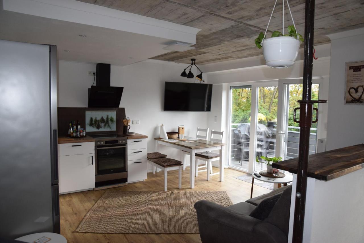 Haus Sonnenweg 6 Auf Der Sonnenseite Im Westerwald Höhr-Grenzhausen Exterior foto